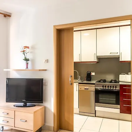 Apartment Navas 2